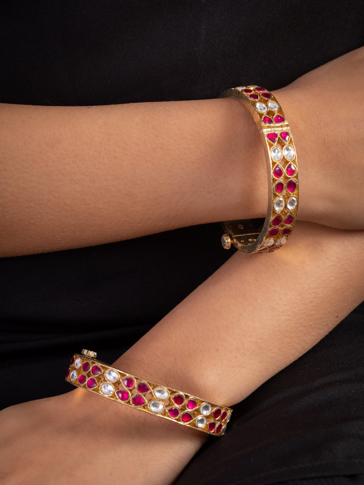 RED AND WHITE TWIN DROP BANGLES