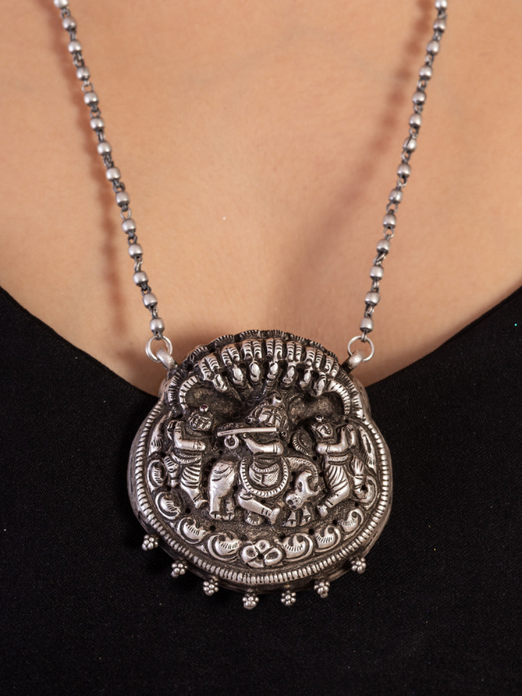 KRISHNA LOVER NECKLACE